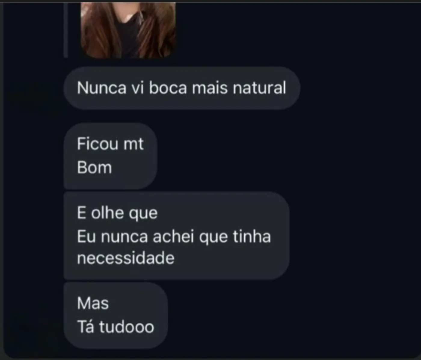 Mensagem de paciente sobre preenchimento labial, recebida pelo Instagram